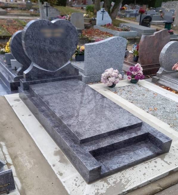 Estrella coeur mass blue, cimetière dans les Yvelines (78)